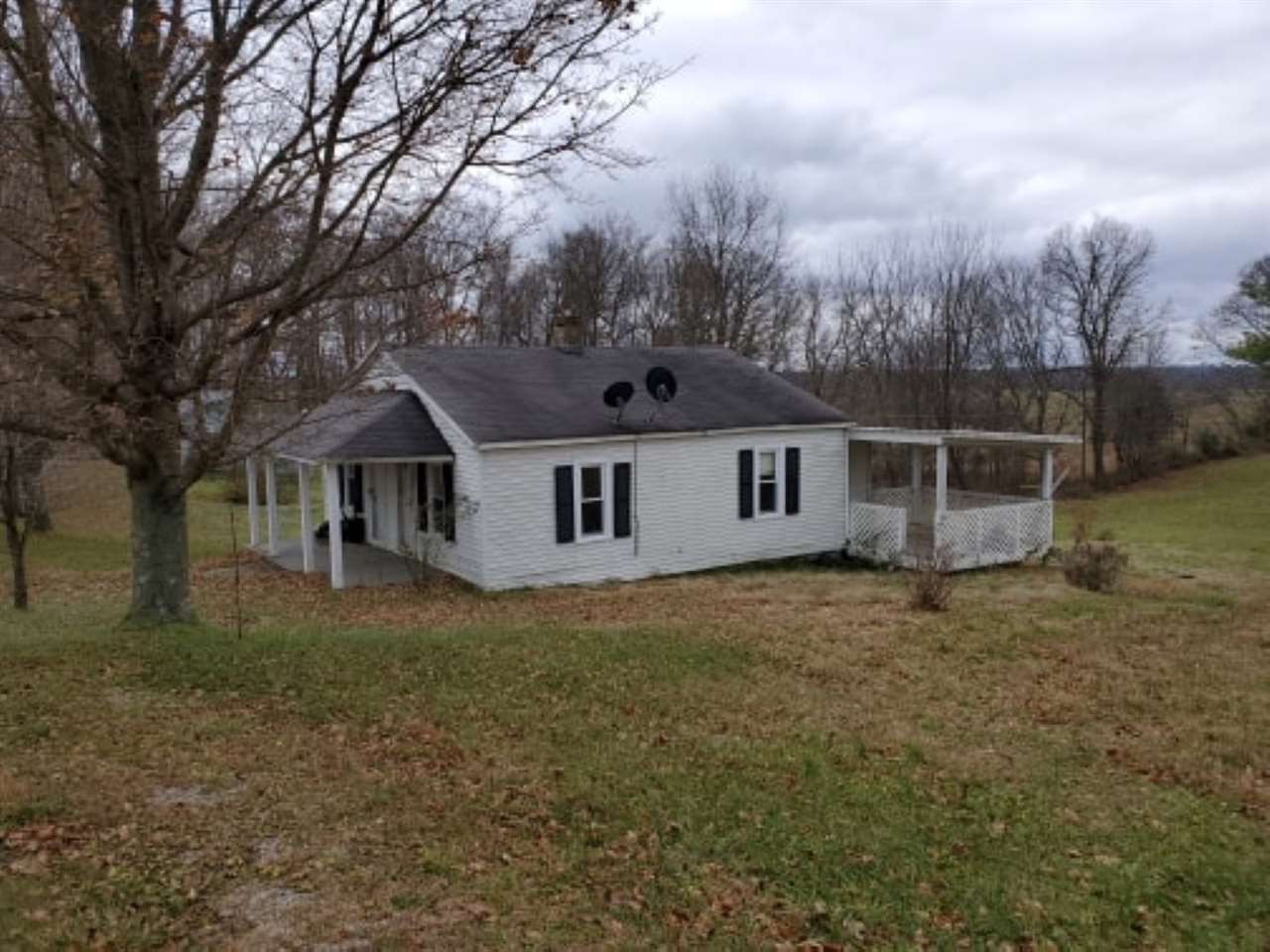 1161 Hutcherson Road Glasgow, KY 42141 - Photo 2 of 9 Gallery Image 2