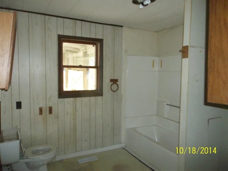 1611 Norman Road Norman, IN 47264 - Photo 9 of 11 Gallery Image 9