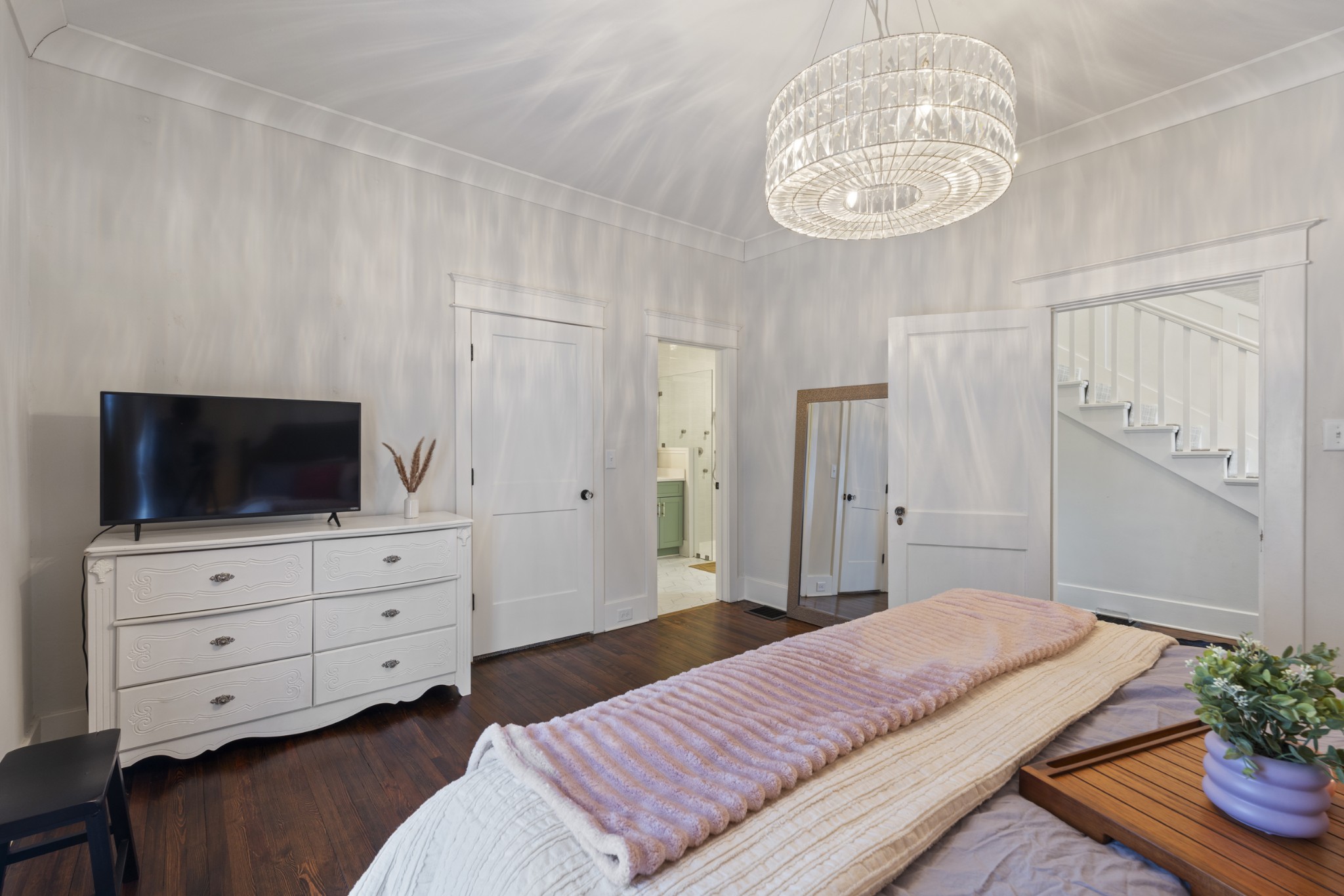 706 West 7th Street Columbia, TN 38401 - Photo 17 of 52 a bedroom with a bed and flat screen tv