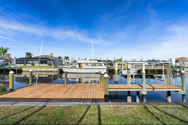 $819,000 | 136 Creek Drive Southeast, Port Charlotte, FL 33952