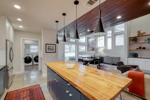 $1,225,000 | 209 El Paso Street, Austin, TX 78704