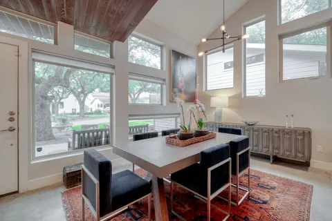 $1,225,000 | 209 El Paso Street, Austin, TX 78704