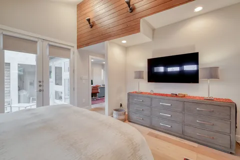 $1,225,000 | 209 El Paso Street, Austin, TX 78704