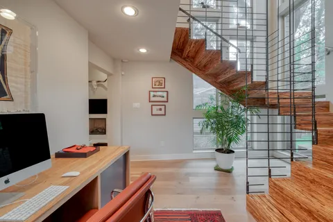 $1,225,000 | 209 El Paso Street, Austin, TX 78704