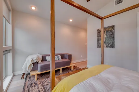 $1,225,000 | 209 El Paso Street, Austin, TX 78704