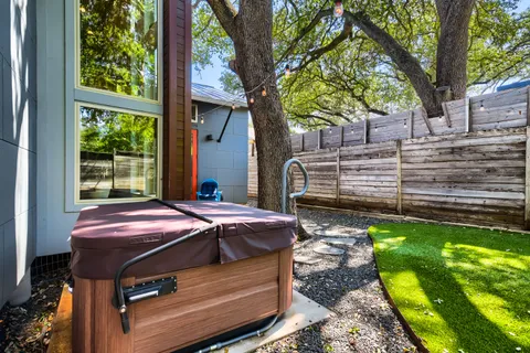 $1,225,000 | 209 El Paso Street, Austin, TX 78704