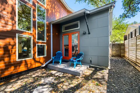$1,225,000 | 209 El Paso Street, Austin, TX 78704