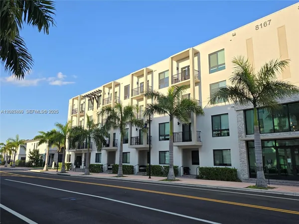 $2,500 | 8167 Northwest 41st Street, Unit E302, Doral, FL 33166