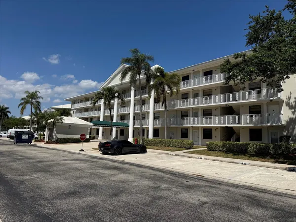 $280,000 | 6121 Balboa Circle, Unit 306, Boca Raton, FL 33433