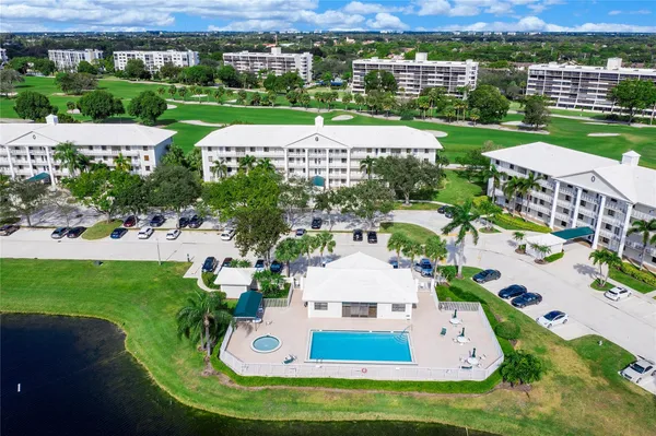 $280,000 | 6121 Balboa Circle, Unit 306, Boca Raton, FL 33433