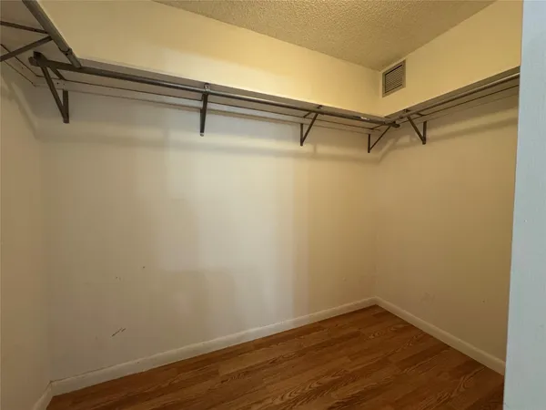 $280,000 | 6121 Balboa Circle, Unit 306, Boca Raton, FL 33433