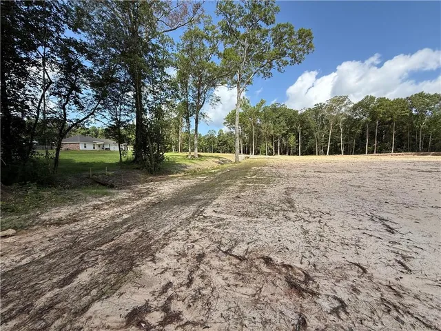 $100,000 | 993 Paradise Road, Ball, LA 71405