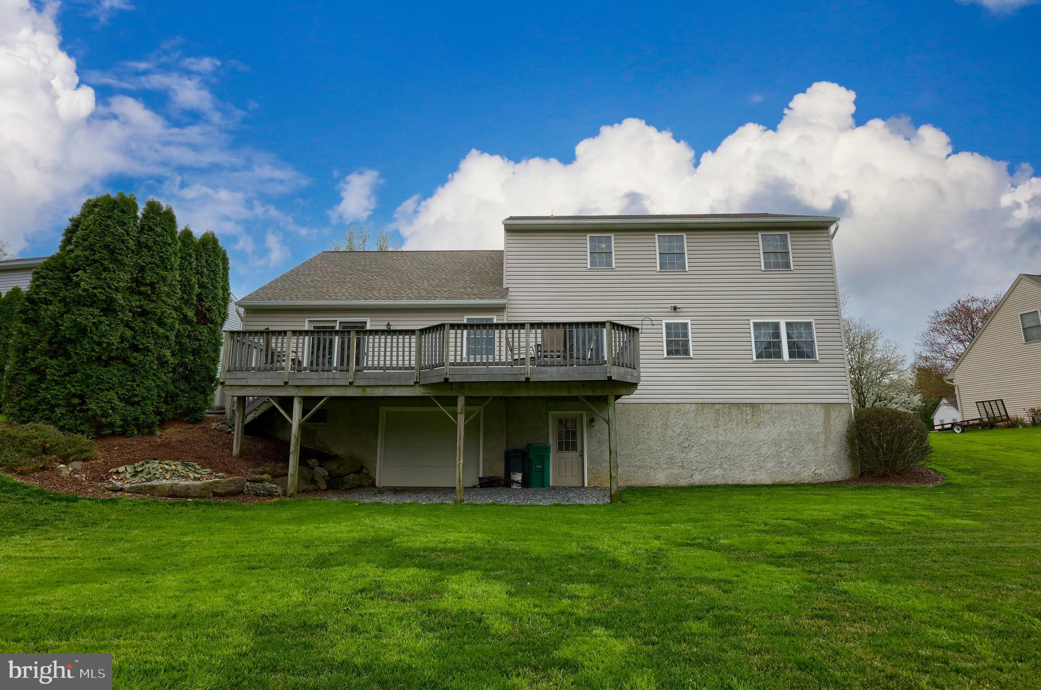 1063 Hearthstone Road Lancaster, PA 17603 - Photo 4 of 46 Gallery Image 4