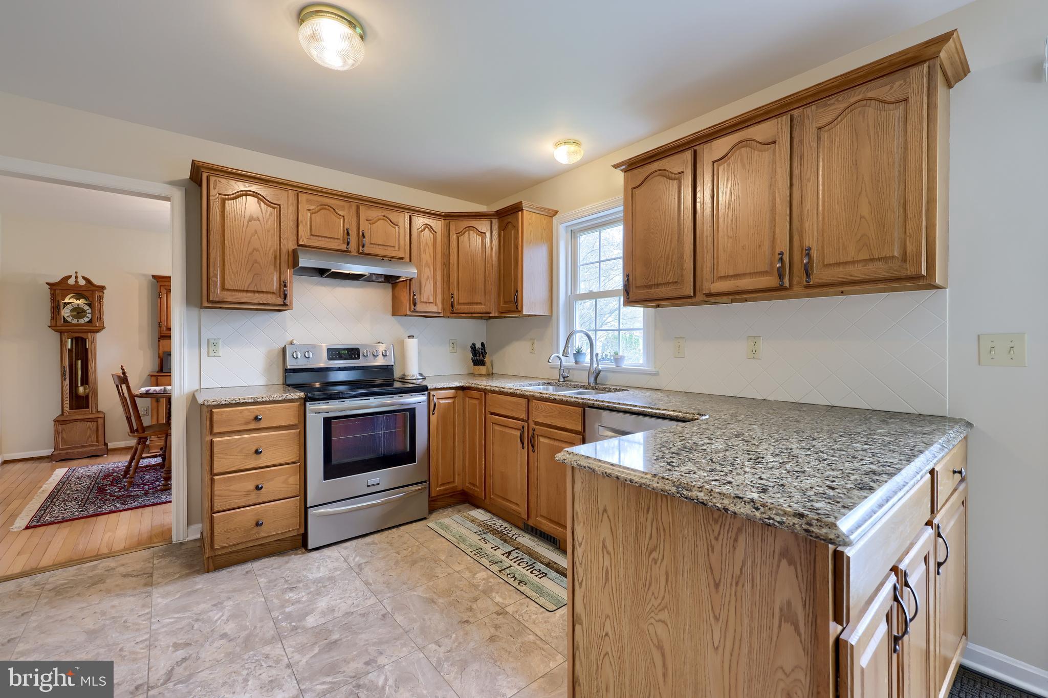 1063 Hearthstone Road Lancaster, PA 17603 - Photo 8 of 46 Gallery Image 8
