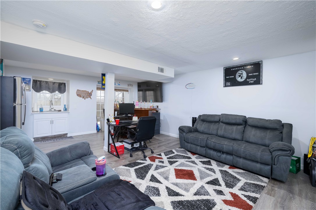 150 Hilton Road Warwick, RI 02889 - Photo 11 of 19