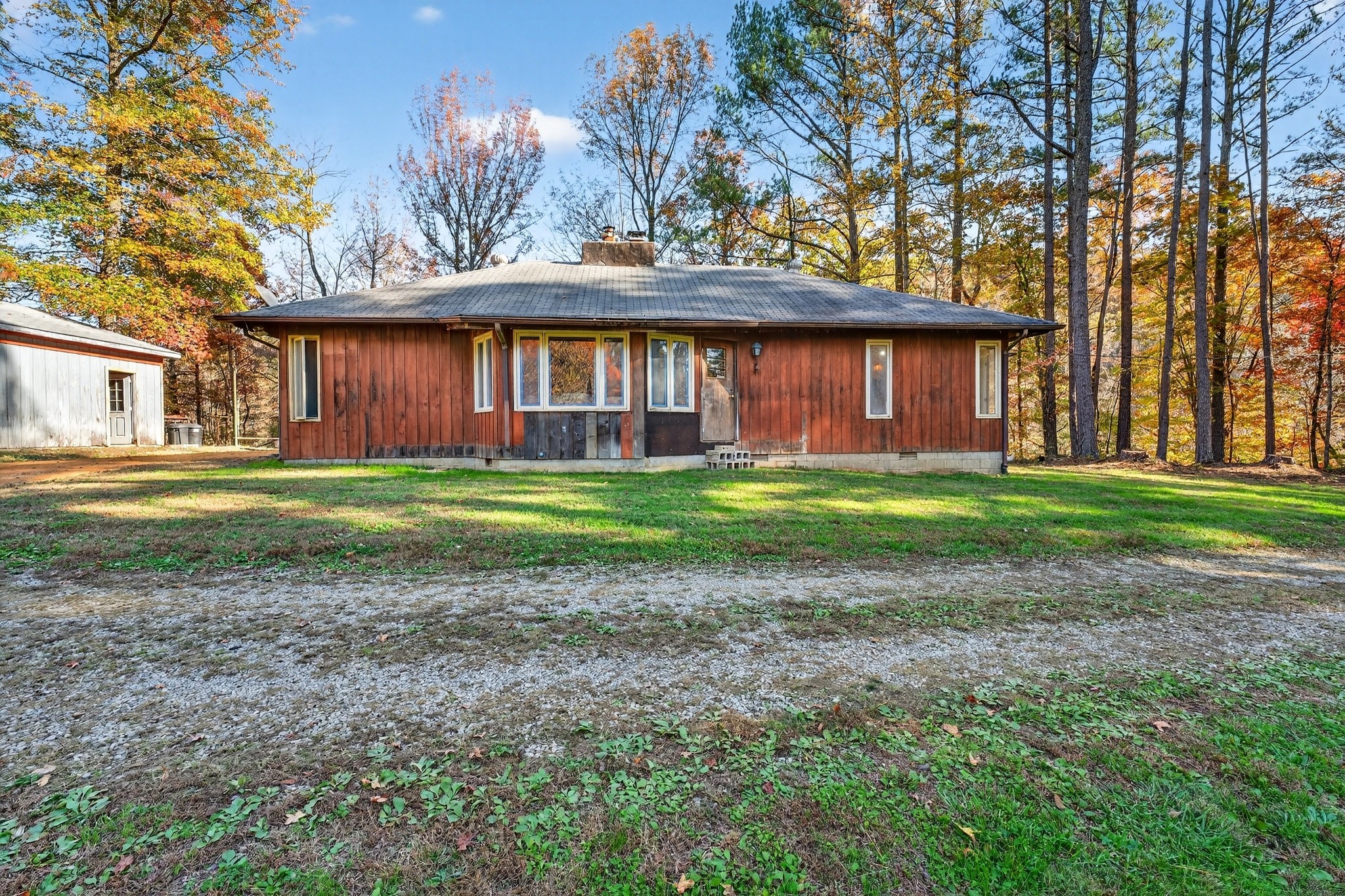 2243 Bear Camp Road Centerville, TN 37033 - Photo 10 of 40