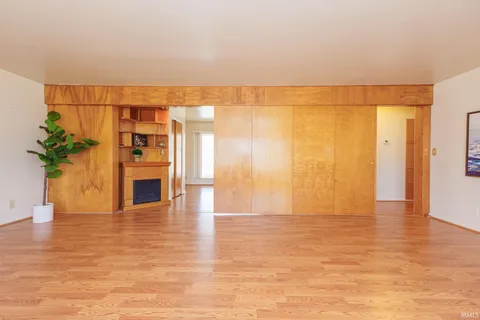 $255,000 | 3107 West Beechwood Avenue, Muncie, IN 47304