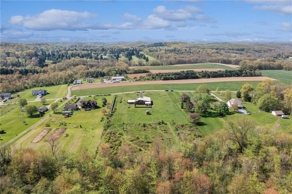 130 Powell Road Butler, PA 16002 - Photo 4 of 40