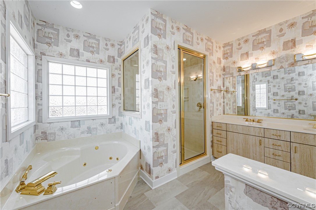 13510 Stonegate Road Midlothian, VA 23113 - Photo 33 of 50 a bathroom with a tub sink and mirror