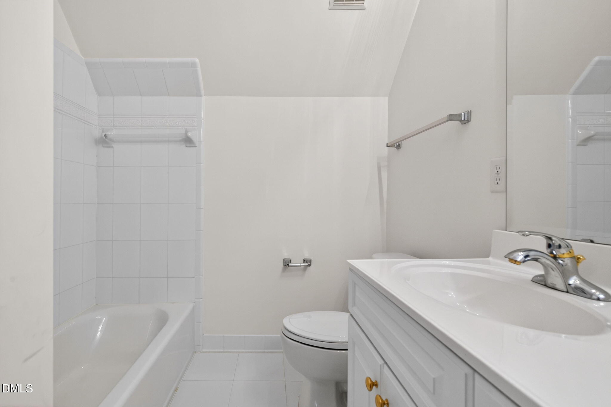 105 Seagrave Place Morrisville, NC 27560 - Photo 41 of 48 52-web-or-mls-105-seagrave-pl