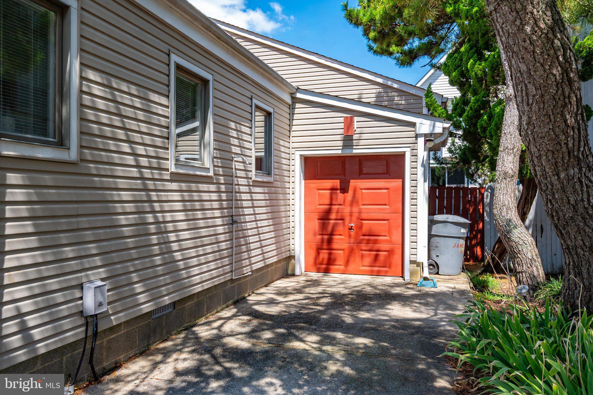 148 Jamestown Road Ocean City, MD 21842 - Photo 39 of 82 Garage