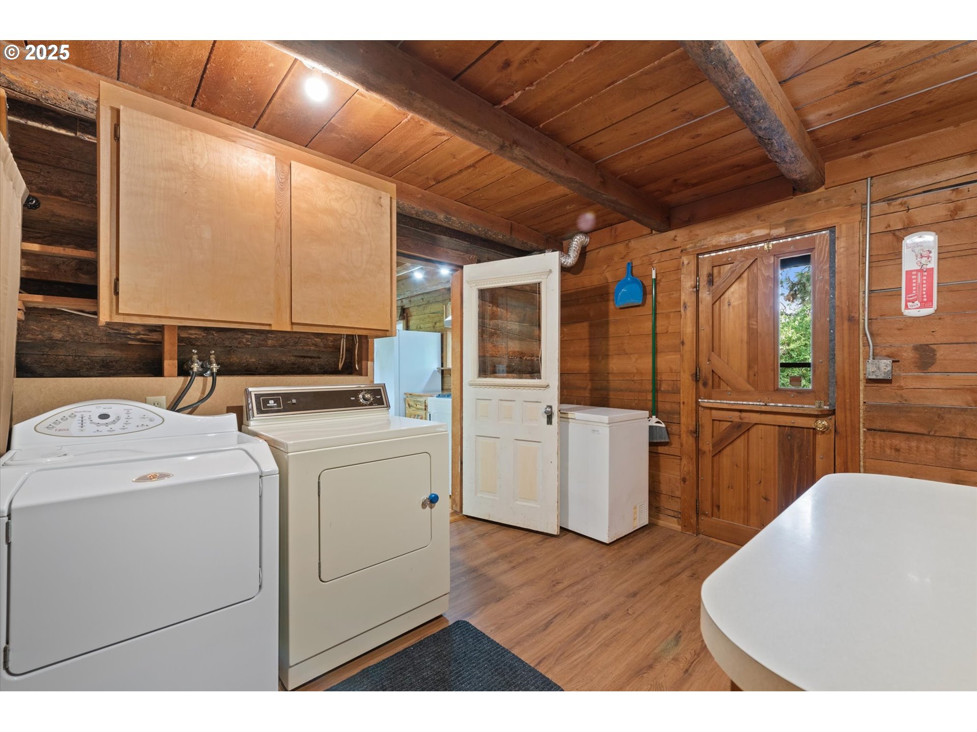 35912 Valley View Lane Halfway, OR 97834 - Photo 22 of 43 a utility room with dryer and washer