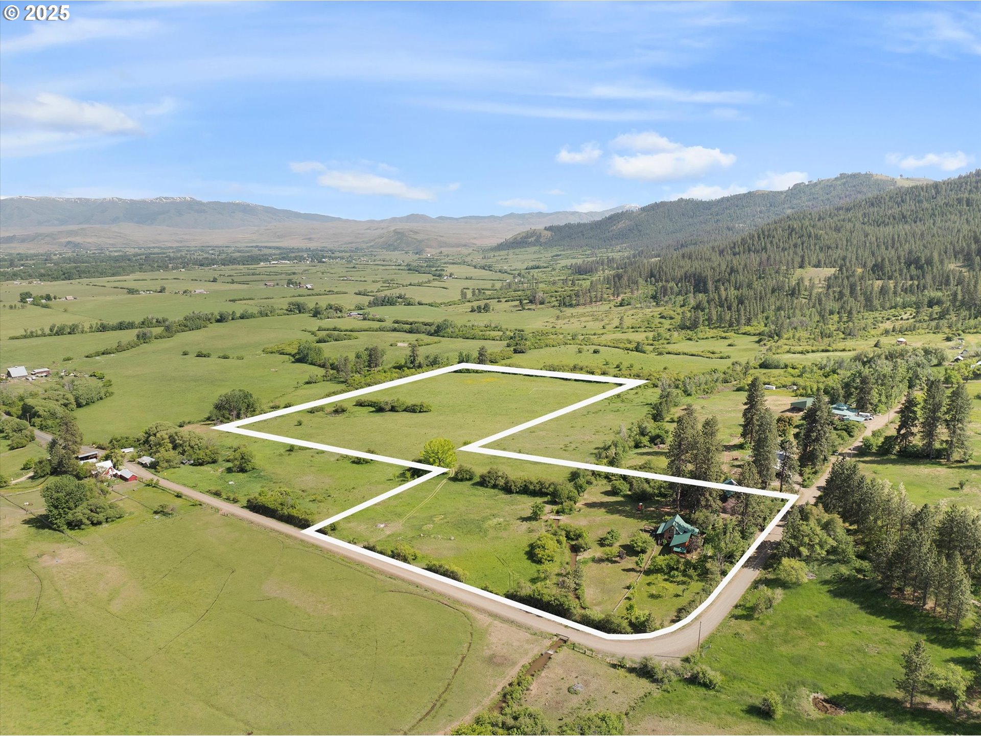 35912 Valley View Lane Halfway, OR 97834 - Photo 3 of 43