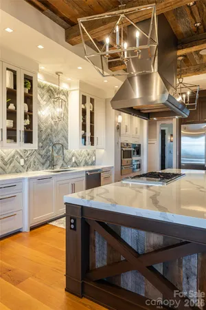 $4,995,000 | 154 Bear Vw Road, Weaverville, NC 28787