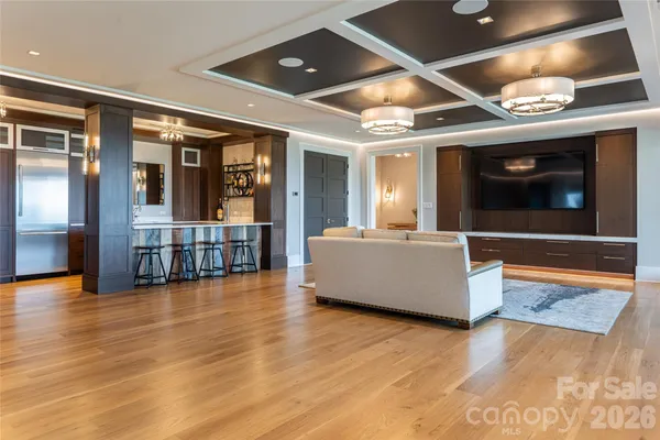 $4,995,000 | 154 Bear Vw Road, Weaverville, NC 28787