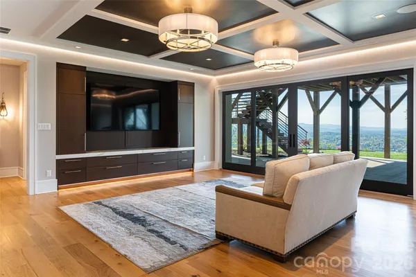 $4,995,000 | 154 Bear Vw Road, Weaverville, NC 28787