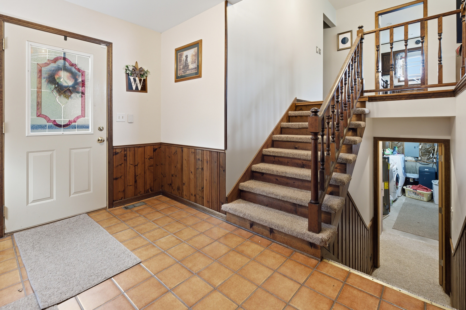 550 Norman Drive Cary, IL 60013 - Photo 2 of 20 a view of a interior of the house