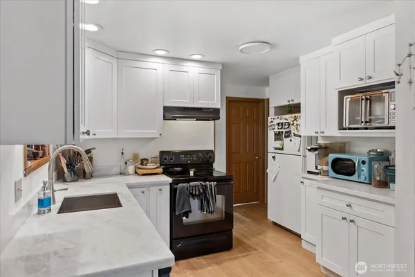 $749,999 | 30841 52nd Avenue South, Auburn, WA 98001
