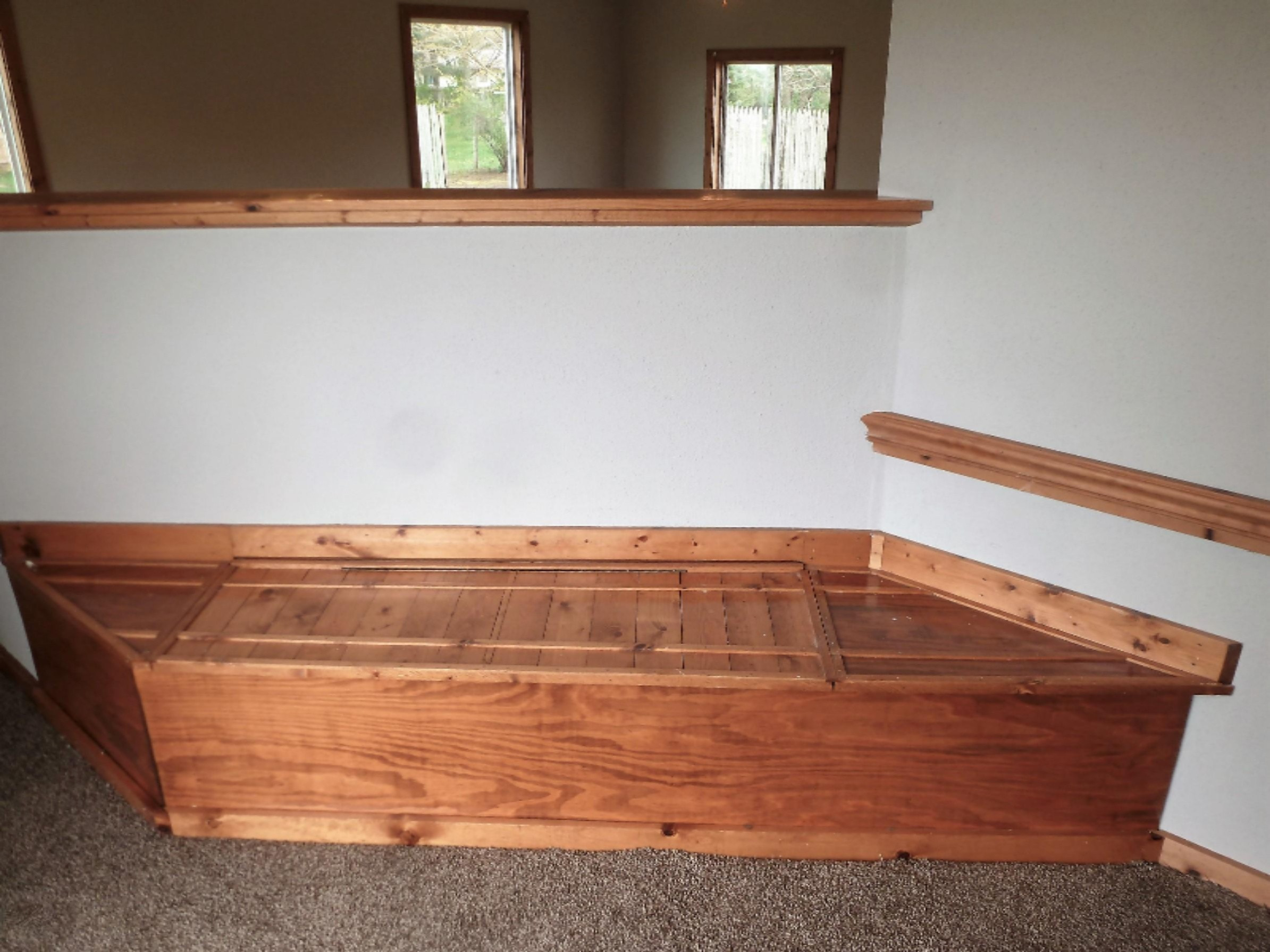 2874 Blair Road Muskegon, MI 49445 - Photo 12 of 28 12-Storage in Dining