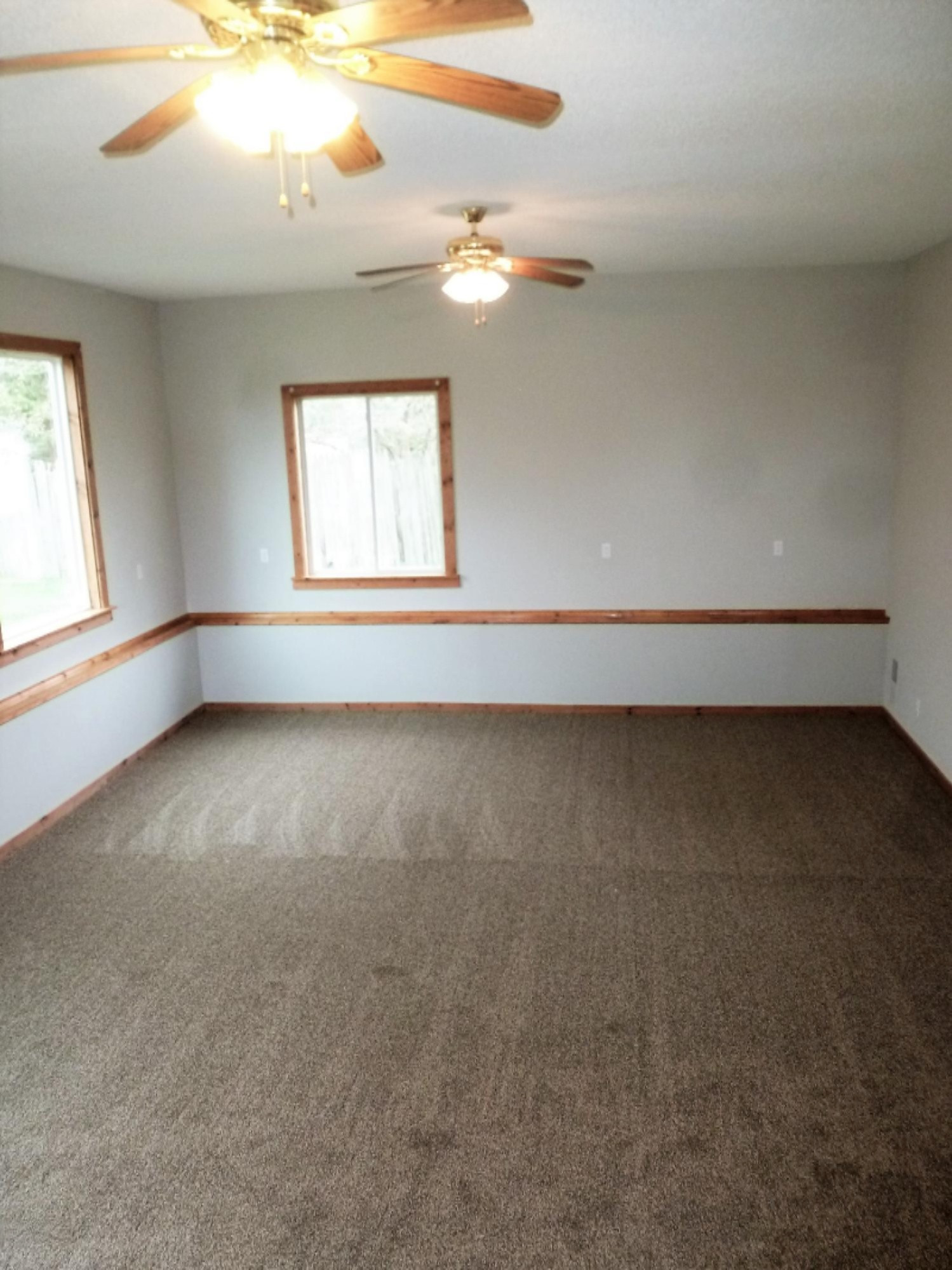 2874 Blair Road Muskegon, MI 49445 - Photo 13 of 28 13-Family Room