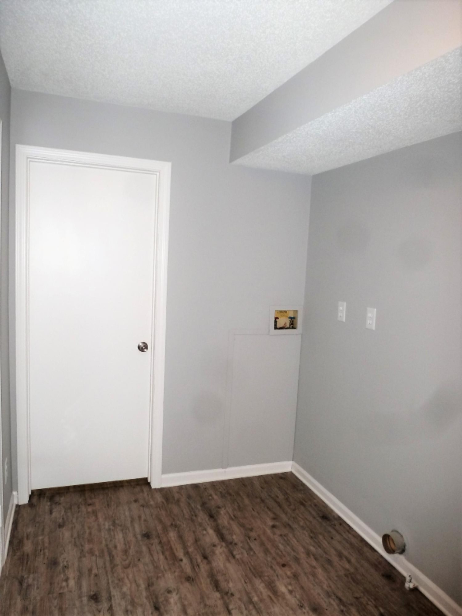 2874 Blair Road Muskegon, MI 49445 - Photo 18 of 28 18-Laundry