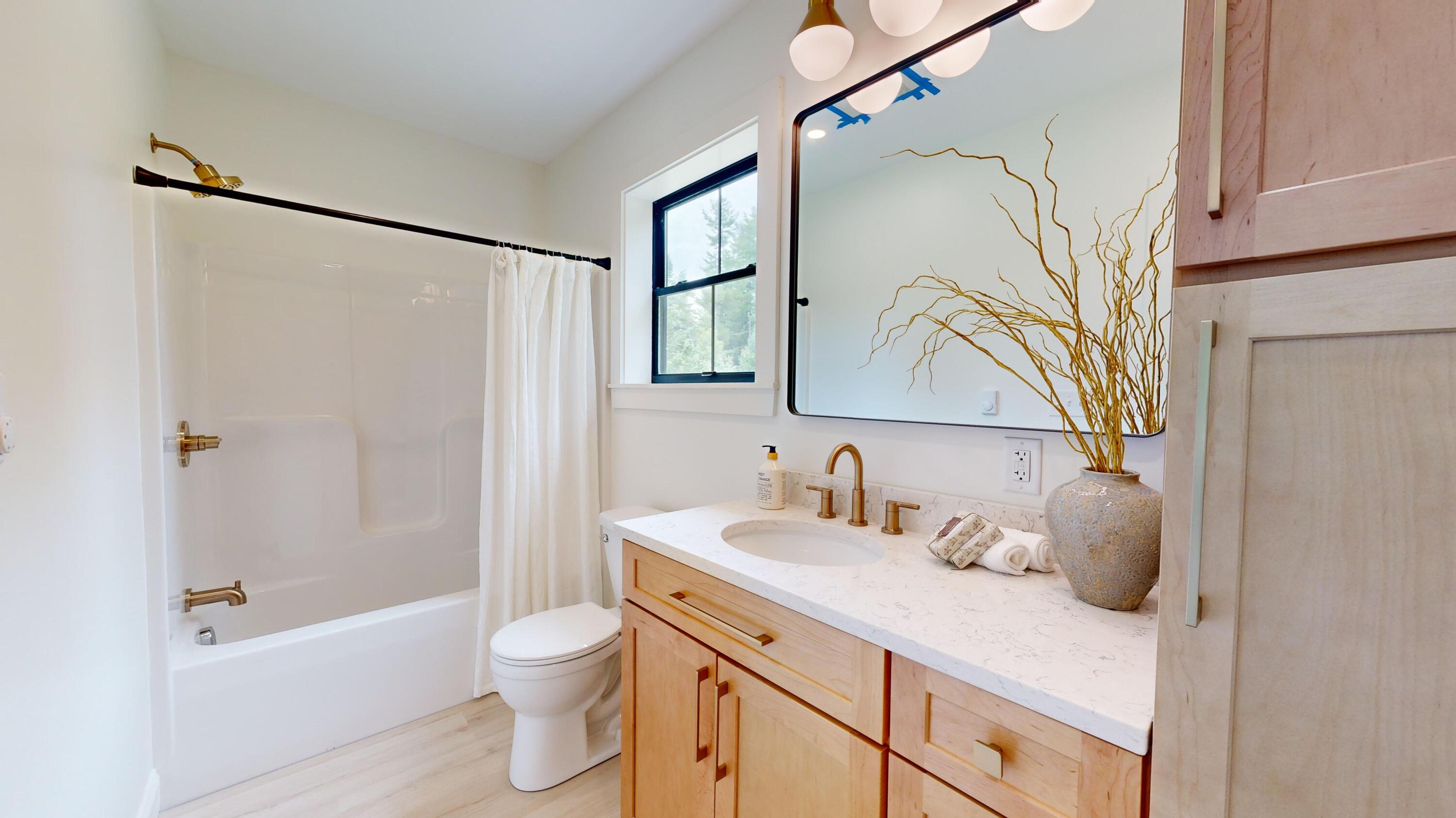 212 Ferry Road Lisbon, ME 04250 - Photo 18 of 22 330-Ridge-Rd-Lisbon-ME-04252-07082024_01