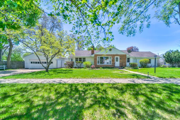 $253,000 | 1115 Oakdale Avenue, Jackson, MI 49203