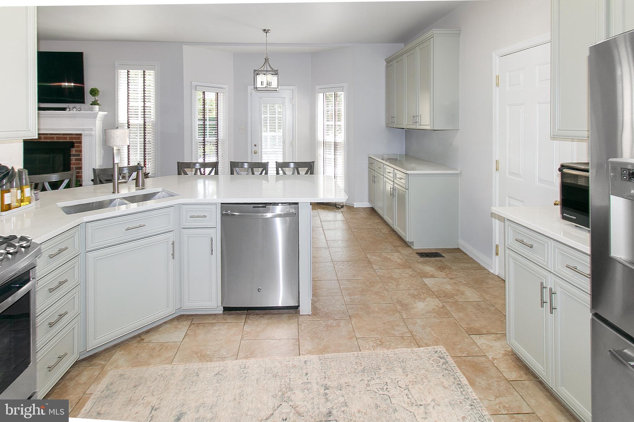 5503 Willow Valley Road Clifton, VA 20124 - Photo 7 of 46