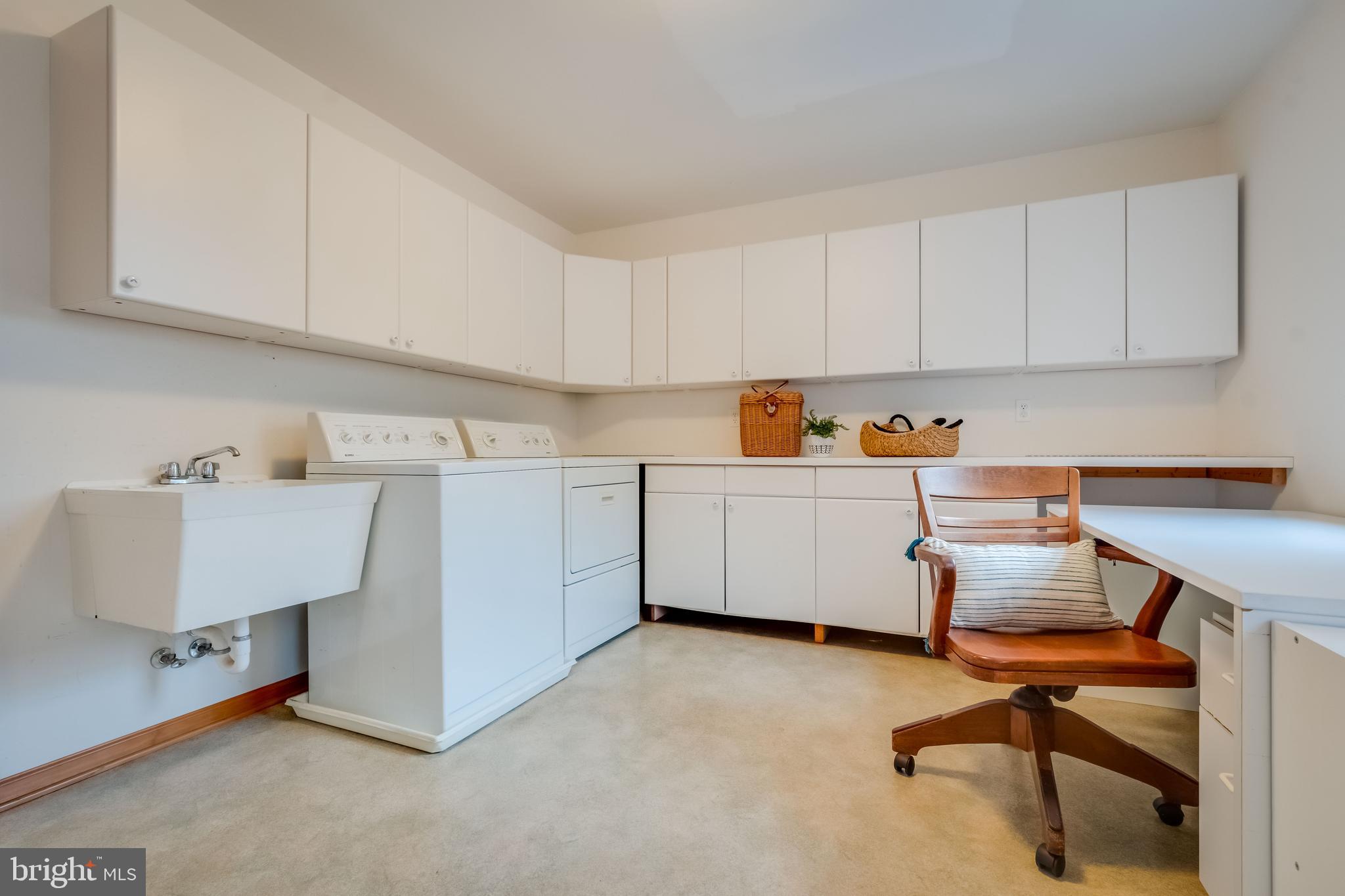 69 Coachman Drive Rising Sun, MD 21911 - Photo 11 of 43 XL laundry/mud room with built ins