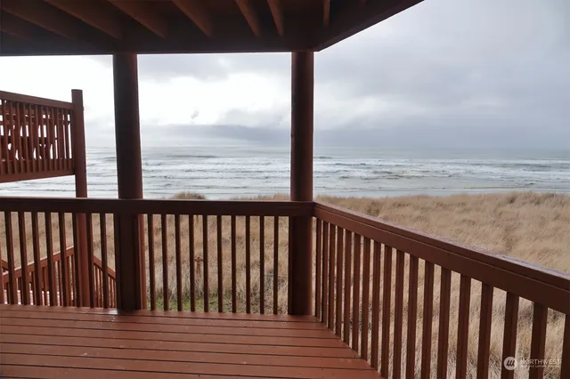 $5,000 | 1399 Ocean Shores Boulevard Southwest, Unit 2NE, Ocean Shores, WA 98569