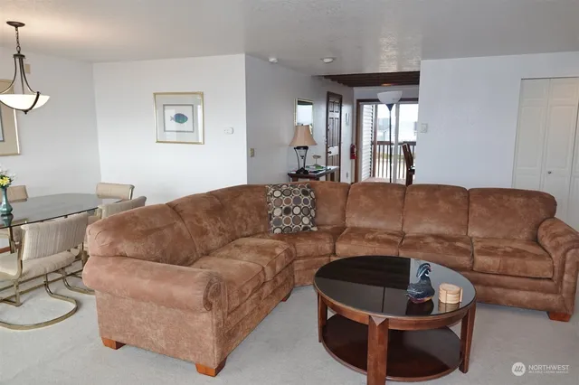 $5,000 | 1399 Ocean Shores Boulevard Southwest, Unit 2NE, Ocean Shores, WA 98569