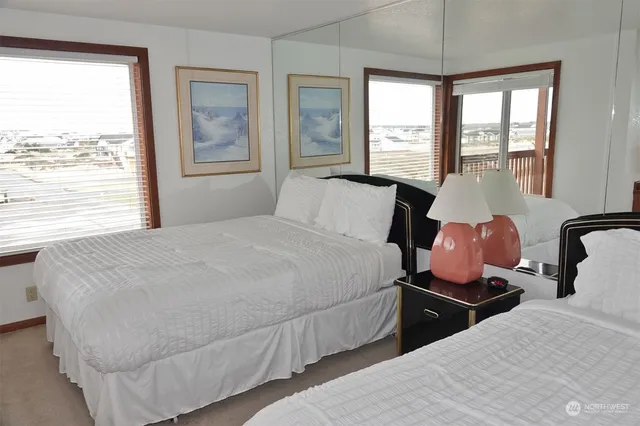 $5,000 | 1399 Ocean Shores Boulevard Southwest, Unit 2NE, Ocean Shores, WA 98569