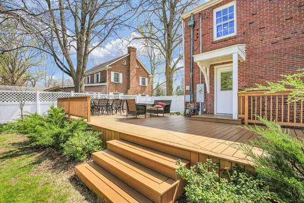 $560,000 | 308 West Florida Avenue, Urbana, IL 61801