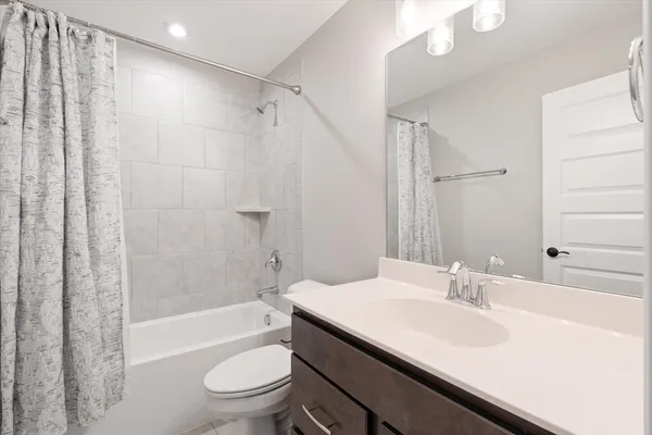 $1,639,000 | 644 Five Oaks Boulevard, Lebanon, TN 37087