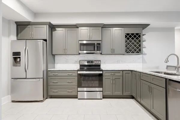 $1,639,000 | 644 Five Oaks Boulevard, Lebanon, TN 37087