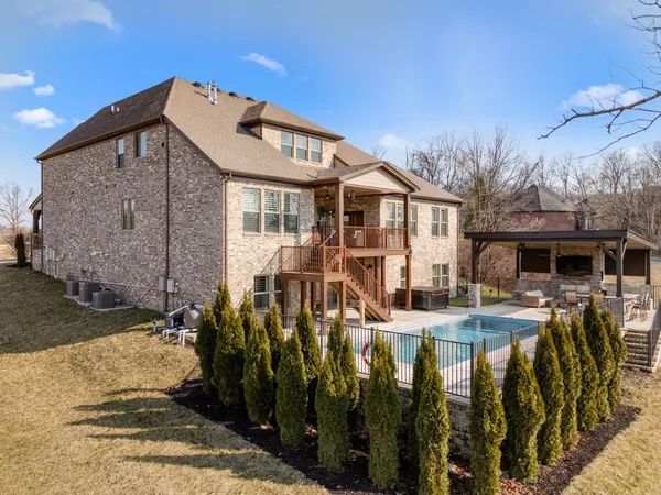 $1,639,000 | 644 Five Oaks Boulevard, Lebanon, TN 37087