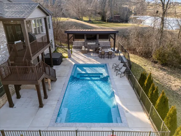 $1,639,000 | 644 Five Oaks Boulevard, Lebanon, TN 37087