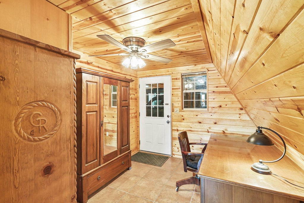 819 Webster Avenue Fort Davis, TX 79734 - Photo 10 of 70 Gallery Image 10