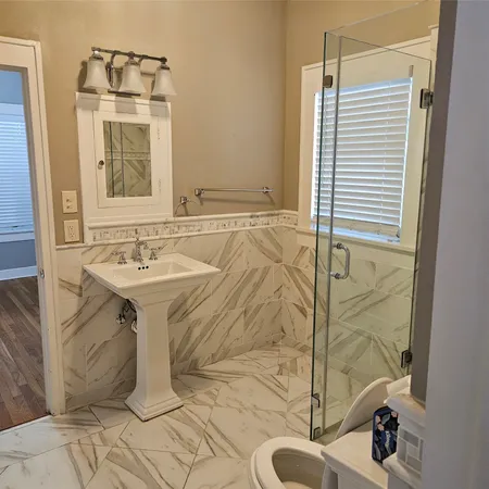 $3,800 | 506 West 7th Street, Unit 1, Austin, TX 78701