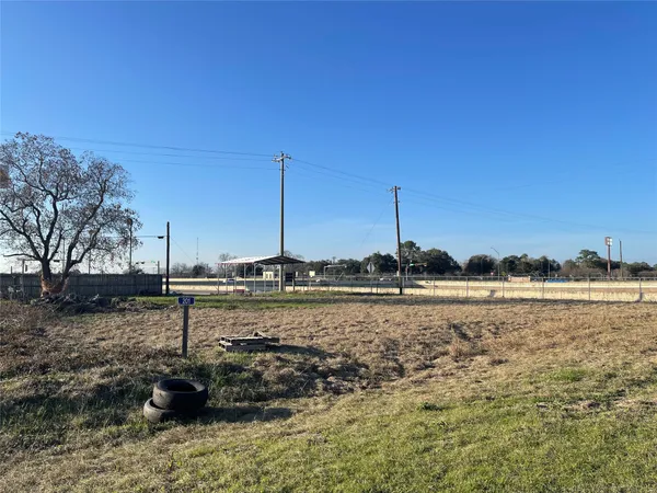 $229,000 | 44393 Highway 290, Prairie View, TX 77445